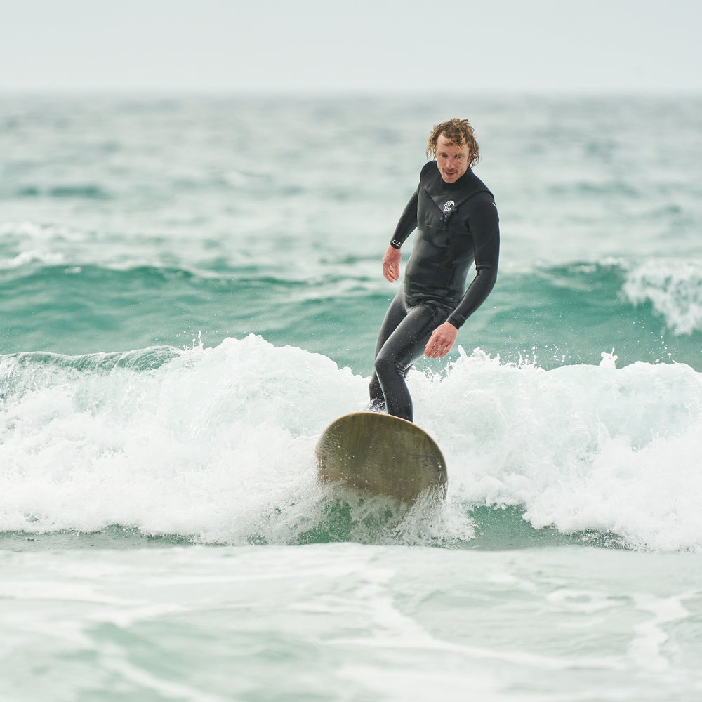 Mens Premium 4/3 Chest Zip Surf Wetsuit (Black)