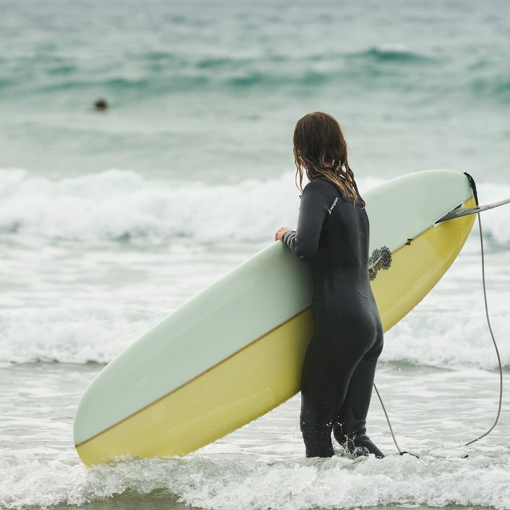 Womens Insulated 3/2 Chest Zip Surf Wetsuit (Black)