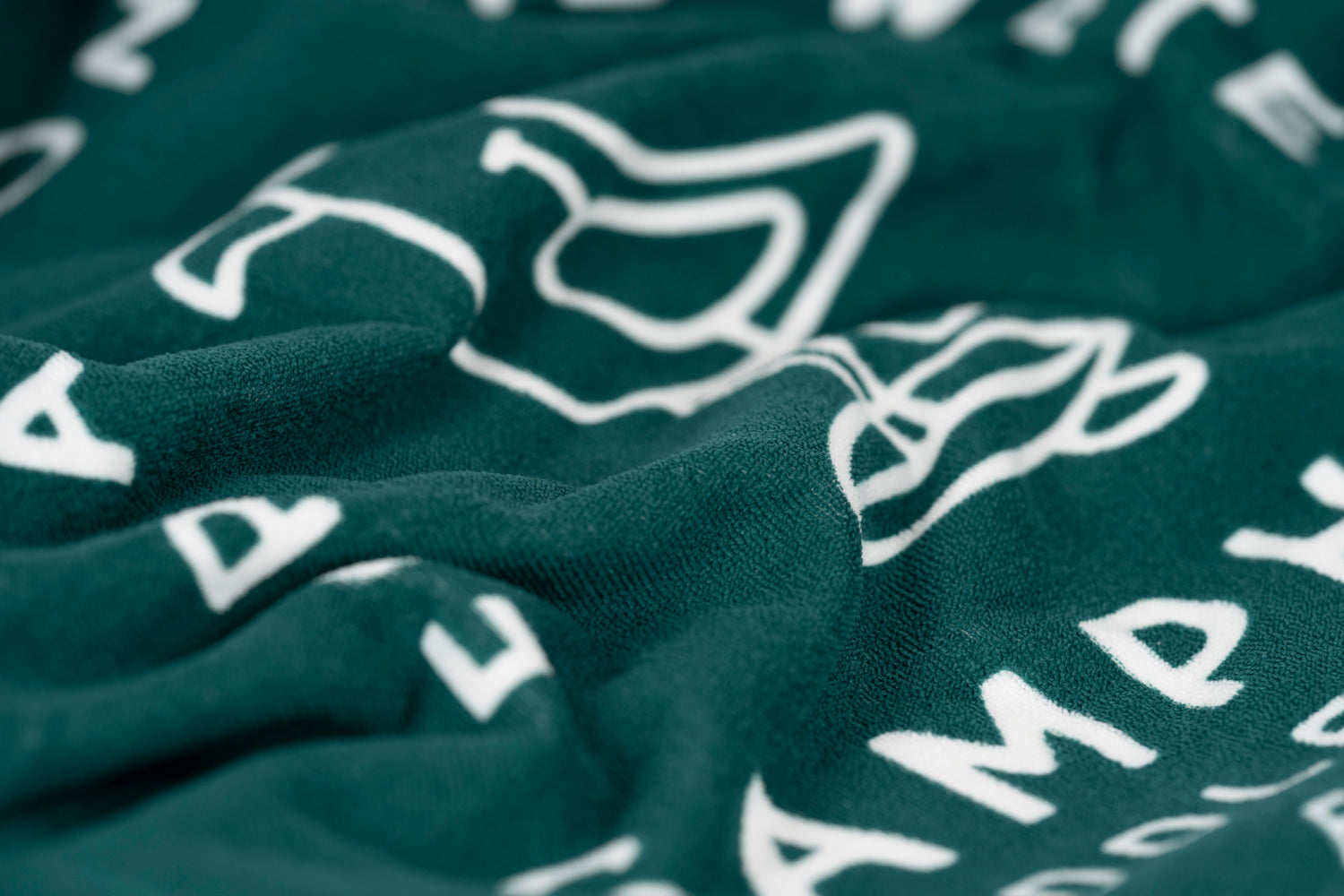 Samphire Sammy Quick Dry Beach Towel (Sea Green)