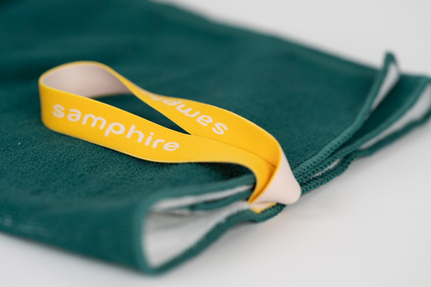 Samphire Sammy Quick Dry Beach Towel (Sea Green)