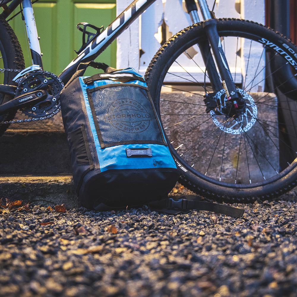 Commuter 20L Waterproof Backpack (Turquoise/Black)